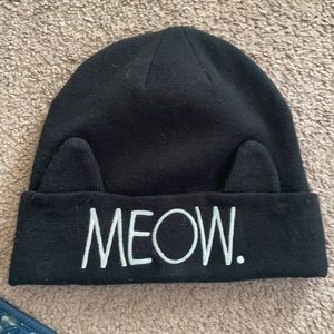 Black cat beanie